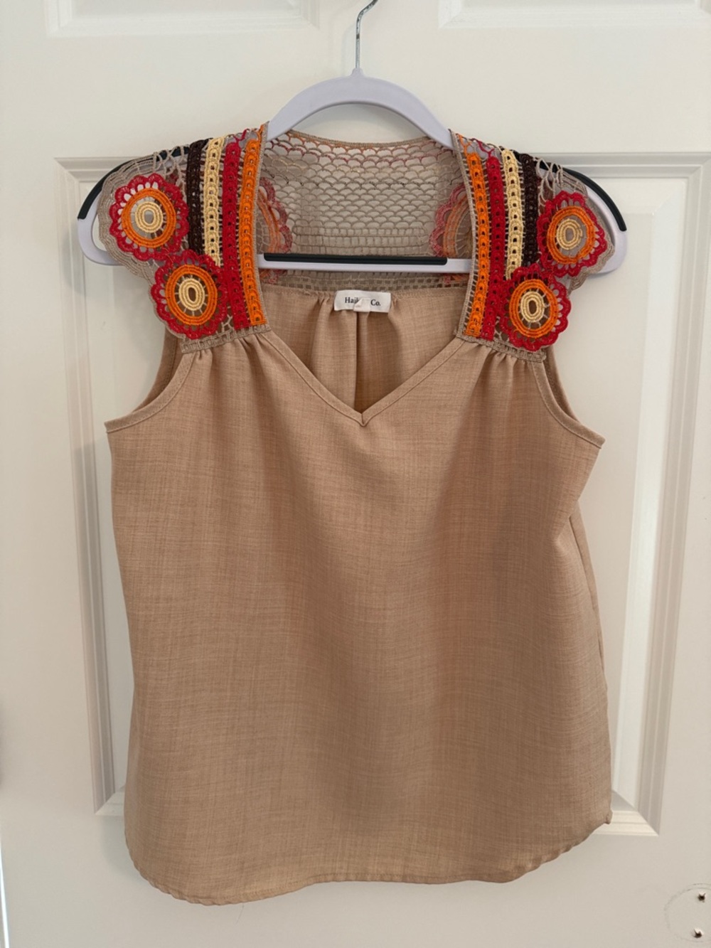 Crochet-Trim Tank Top in Tan